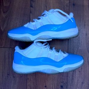 Jordan 11 low university blue size 9.5 used
